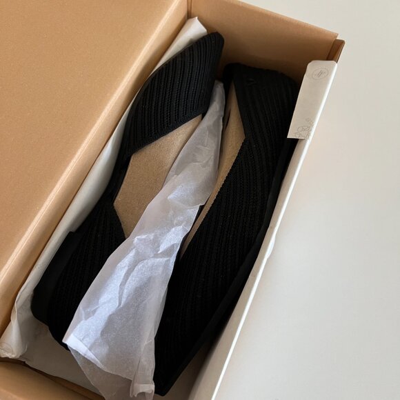 NEW Vivaia Melia / Pointed-Toe Flats / 38 / black - Picture 4 of 7